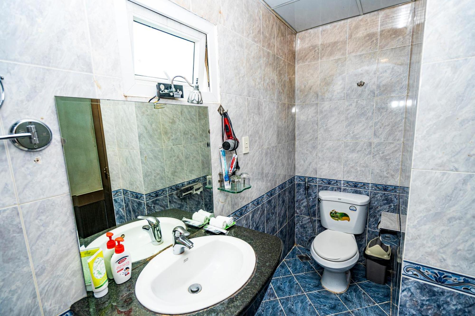 A25 Hotel - 22 Nguyen Cu Trinh Хошимін Екстер'єр фото