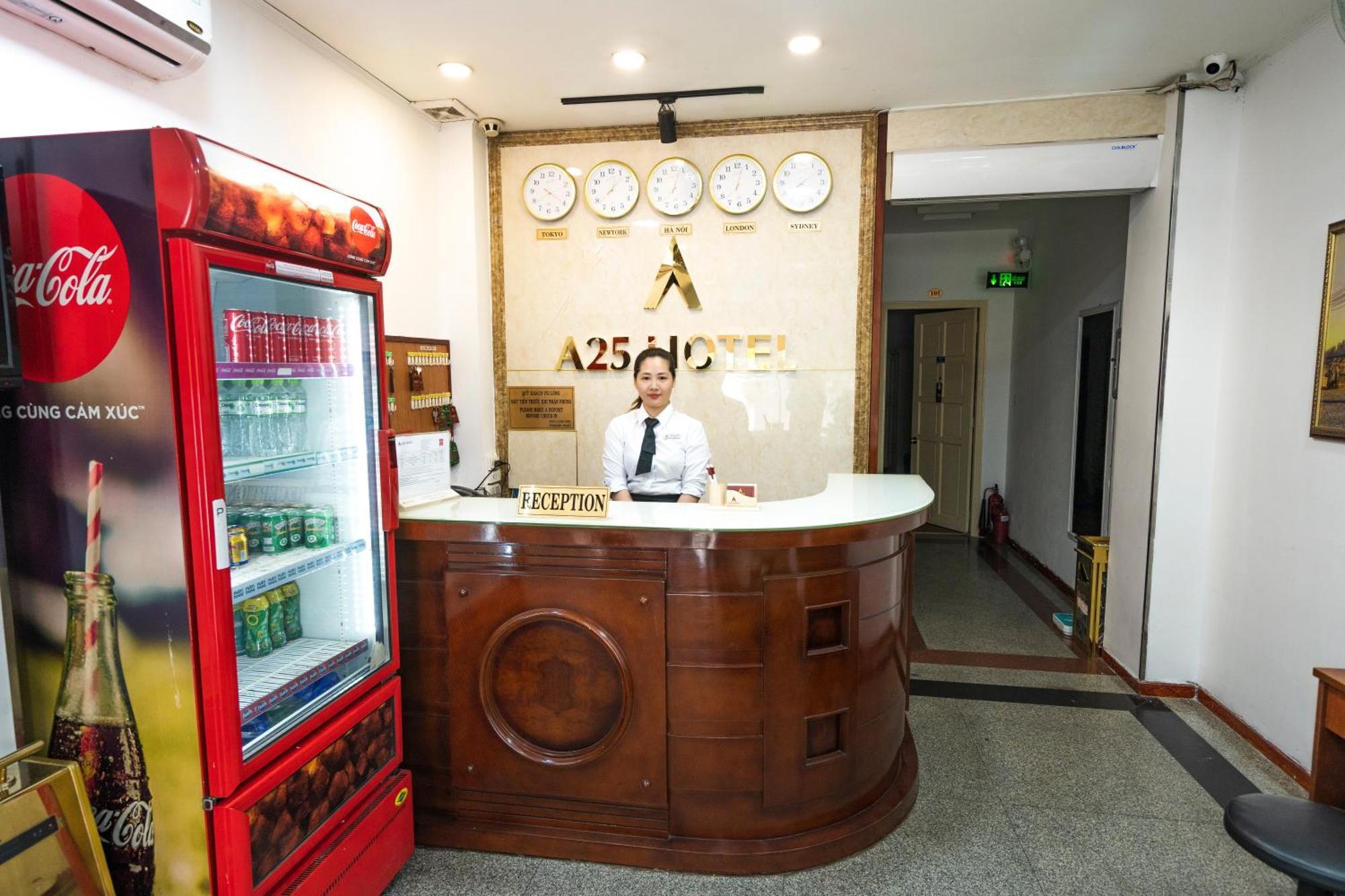 A25 Hotel - 22 Nguyen Cu Trinh Хошимін Екстер'єр фото