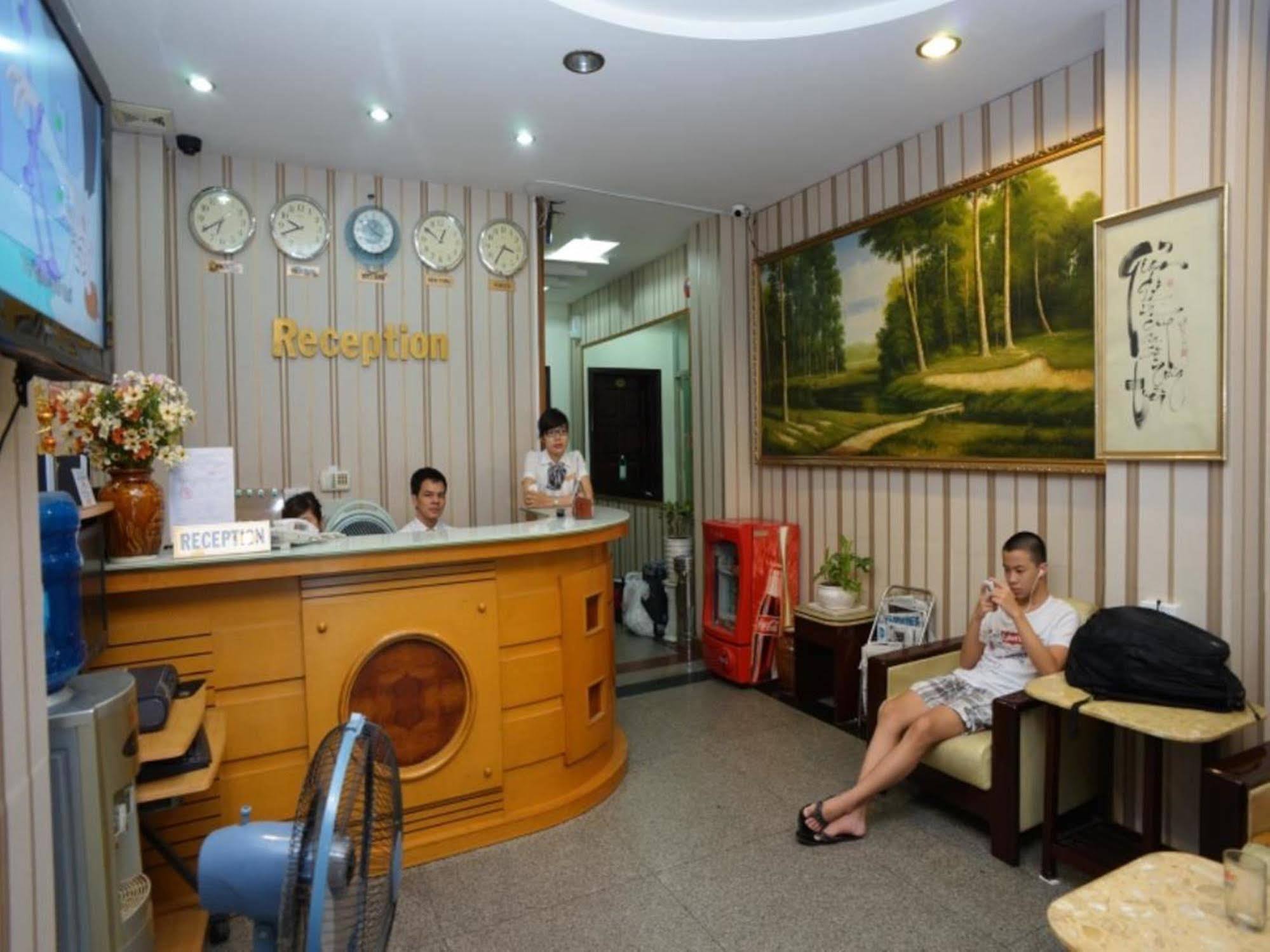 A25 Hotel - 22 Nguyen Cu Trinh Хошимін Екстер'єр фото