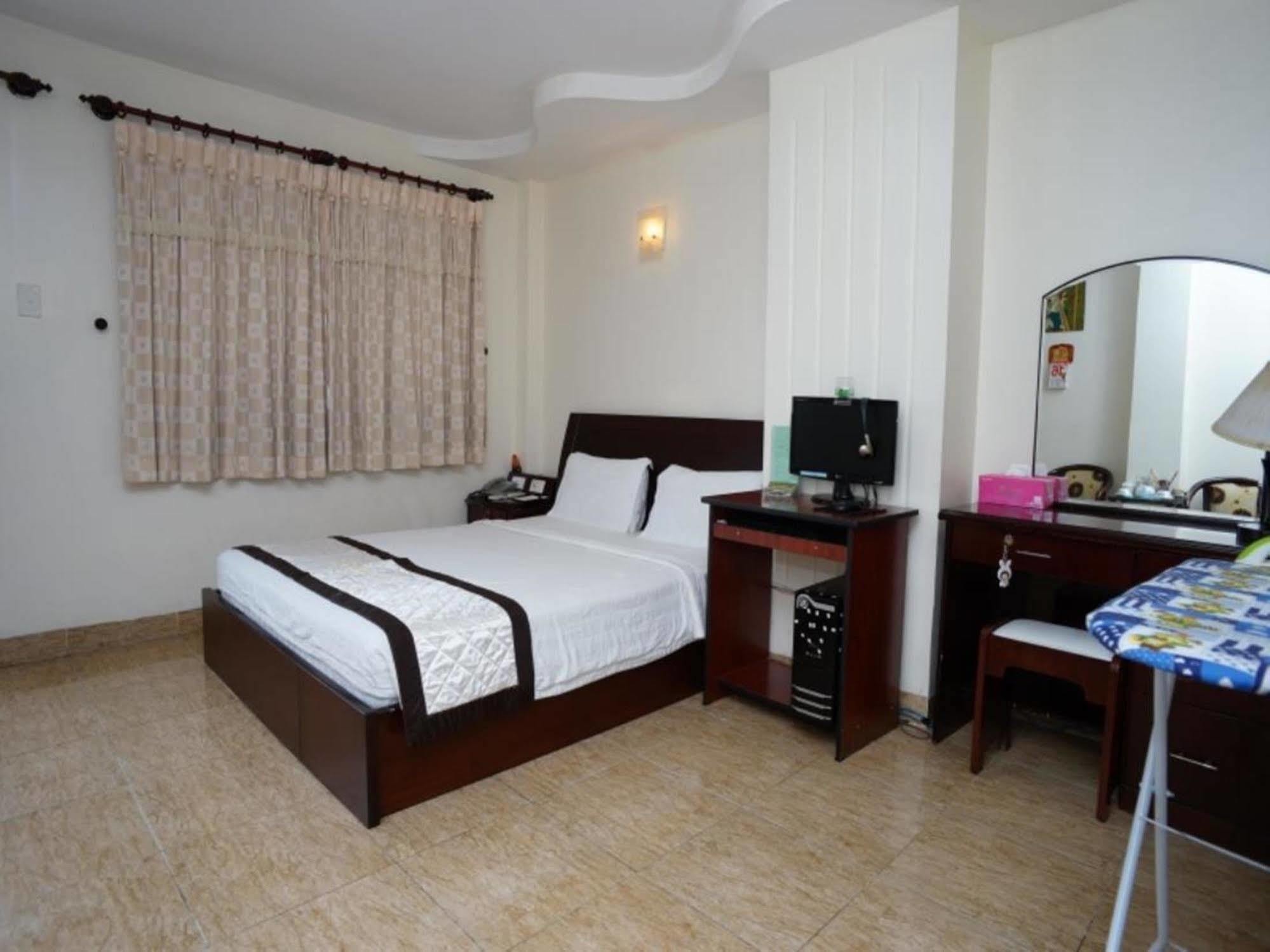 A25 Hotel - 22 Nguyen Cu Trinh Хошимін Екстер'єр фото